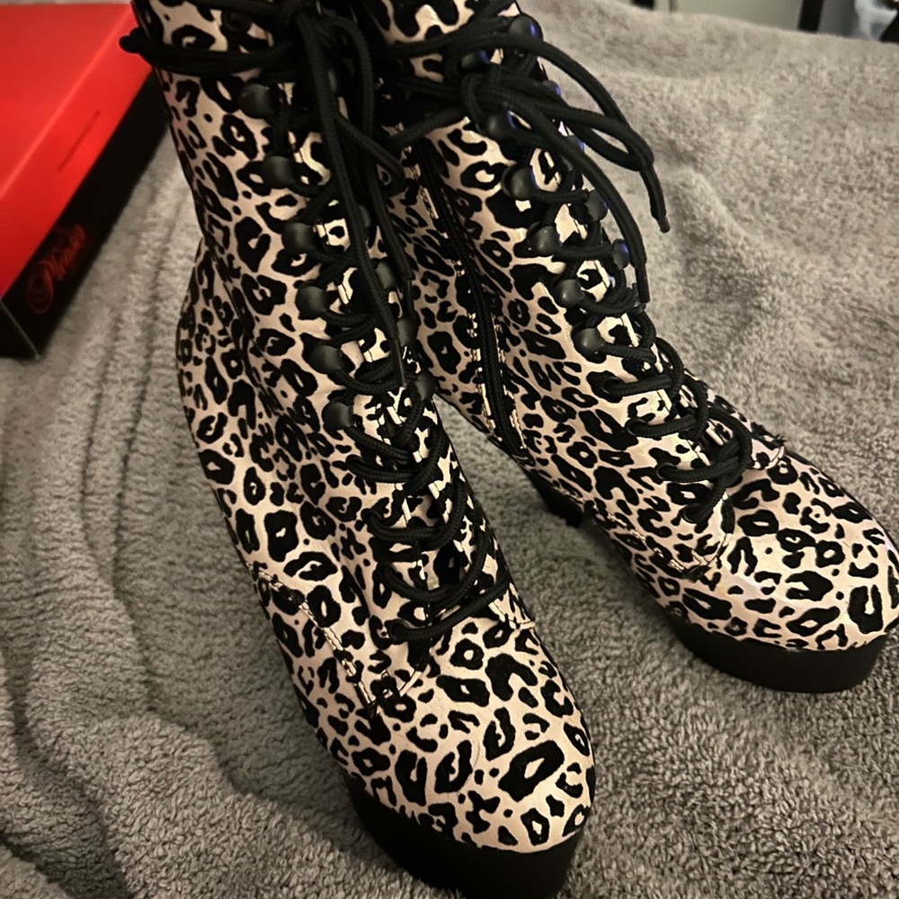 ADORE ME stripper heels 👠 - Picture 3 of 3